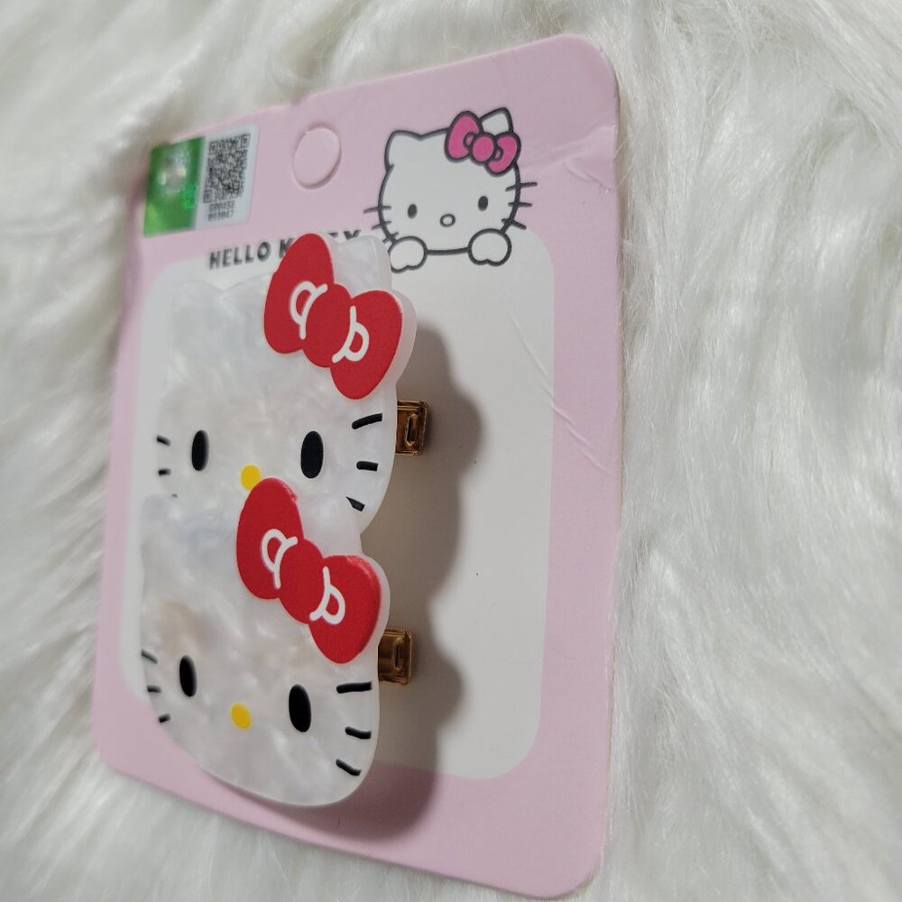 Hello Kitty Hair Clips - Picture 4 of 4